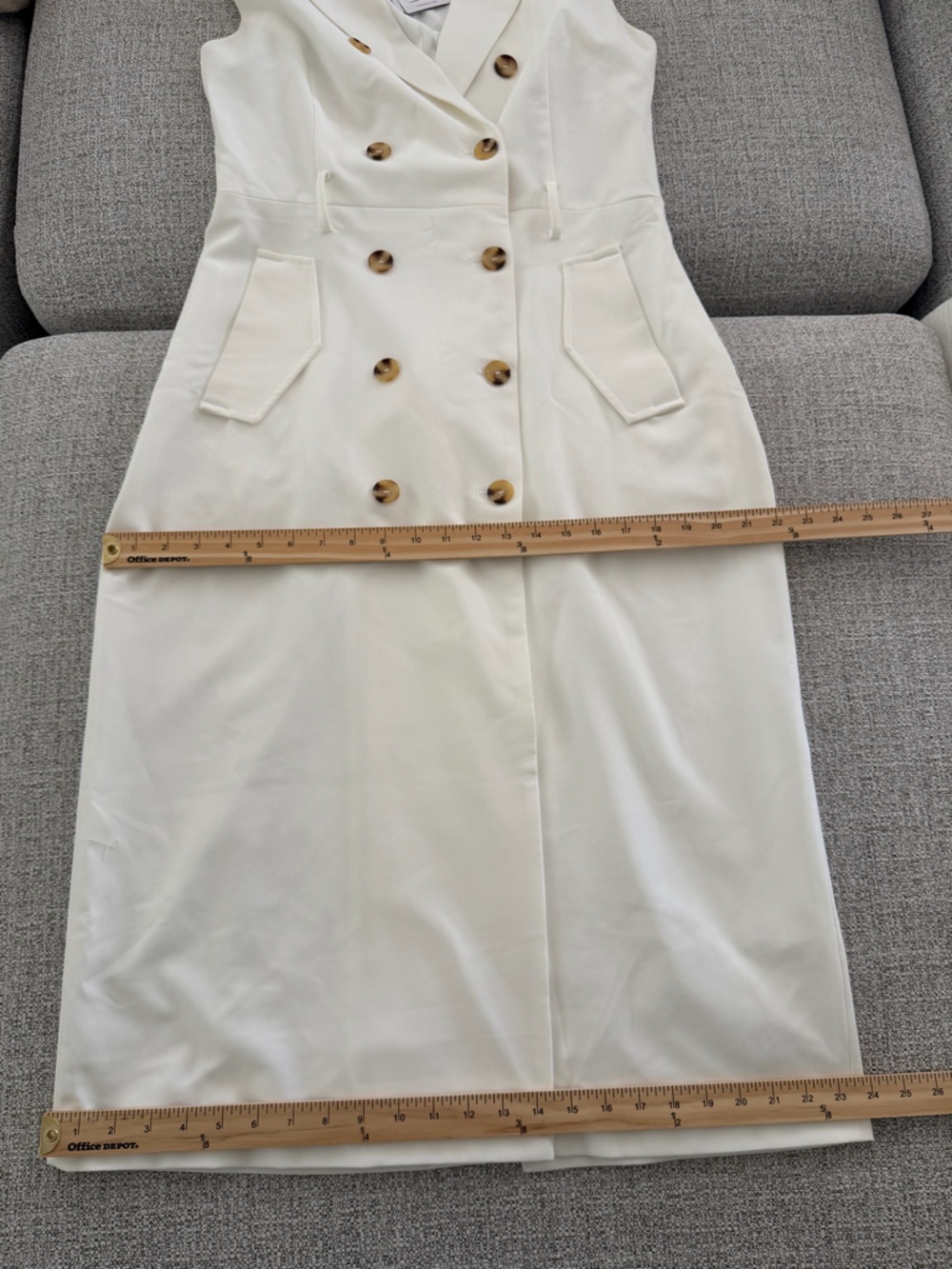 NWT Riva White Double-Breasted Sleeveless Trench Dress - Picture 11 of 14